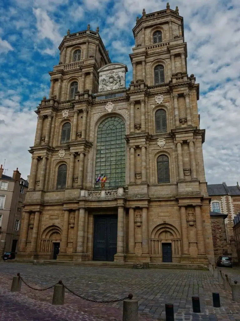 Photo de la cathédrale Saint-Pierre à Rennes